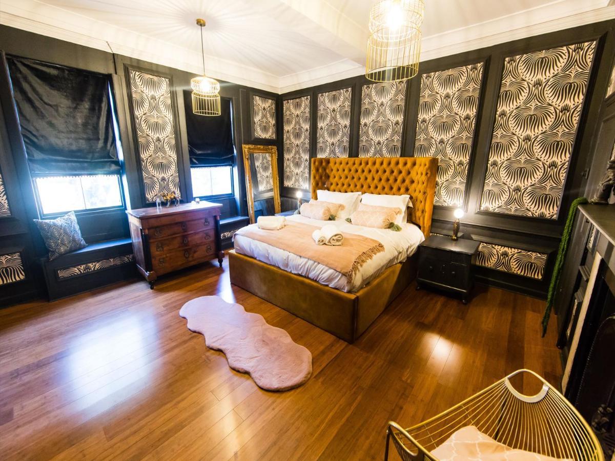 Maison Parfaite Yo1 - Exquisite 400 Year Old, City Centre Townhouse York Exteriör bild