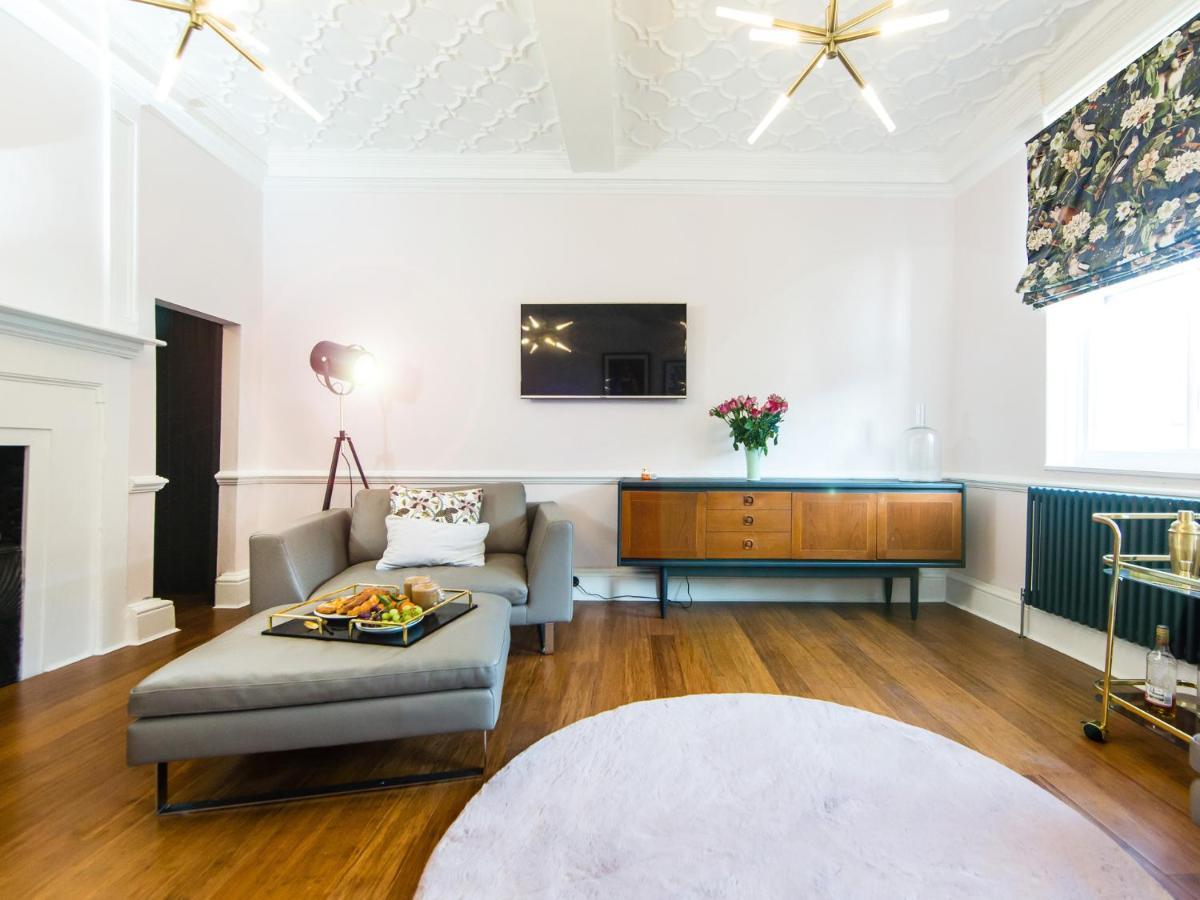 Maison Parfaite Yo1 - Exquisite 400 Year Old, City Centre Townhouse York Exteriör bild